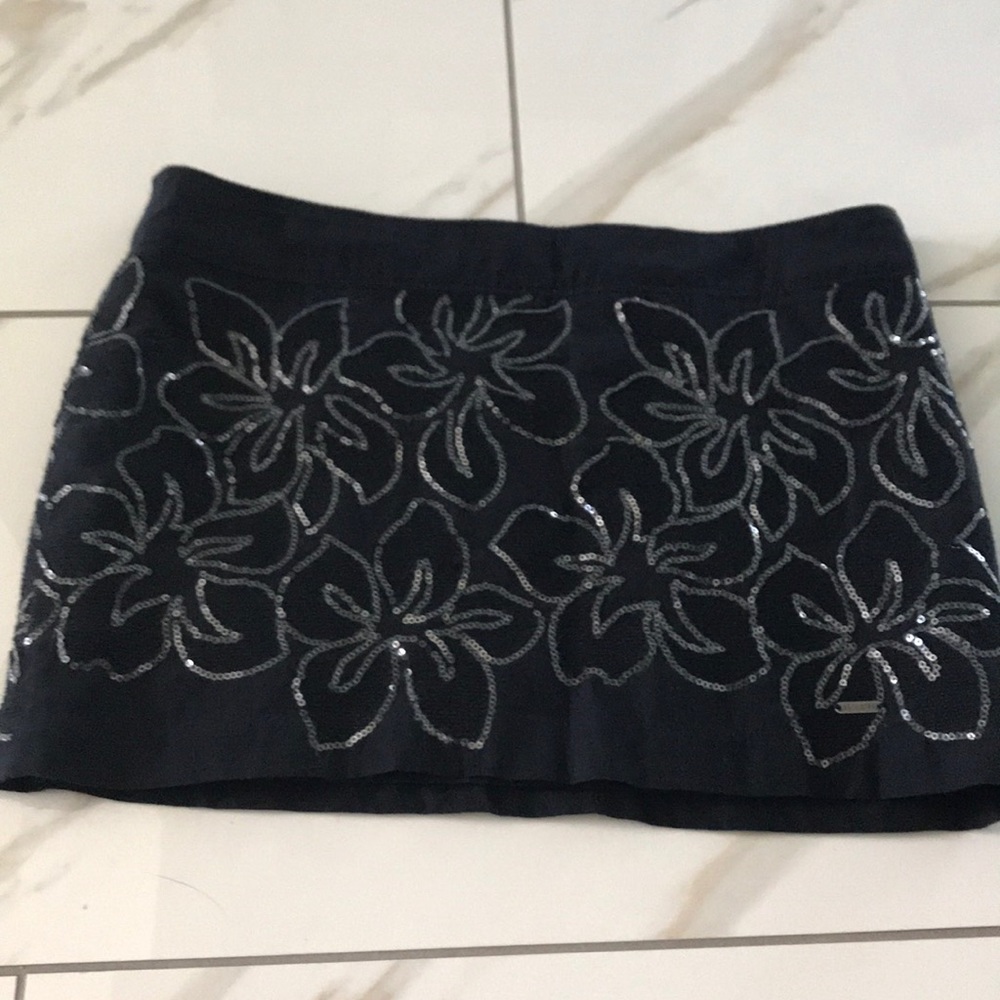 BRAND NEW MINI SKIRT